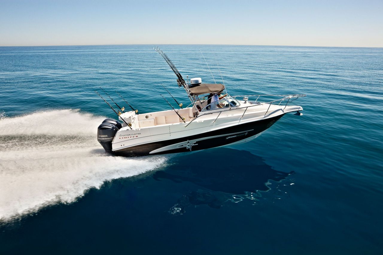 Image for Haines Hunter 760 R-Series + Yamaha Twin F200XCA 4-Strokes Pack 3 for sale online prices 0