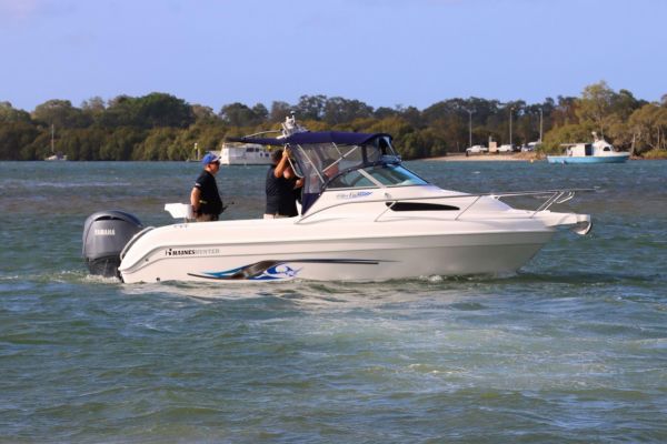 Haines Hunter 625 Sport Fish + Yamaha F225hp 4-Stroke - Pack 3 for sale online prices image