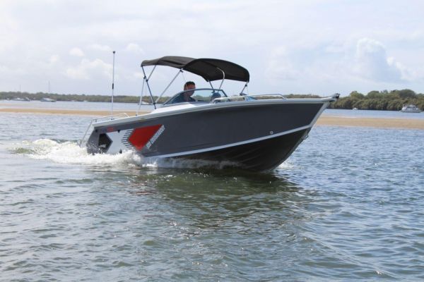 Quintrex 520 Cuiseabout + Yamaha F115hp 4-Stroke - Pack 3 for sale online prices image