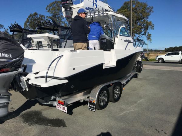 EVOLUTION PREDATOR WITH YAMAHA 250HP 4 STROKE FOR SALE image
