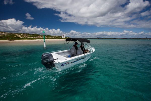 Quintrex 430 Fishabout + Yamaha F60hp 4-Stroke - Pack 1 for sale online prices image