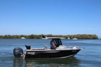 Image for 7000 YELLOWFIN CENTRE CABIN  200 HP PACK 2 0