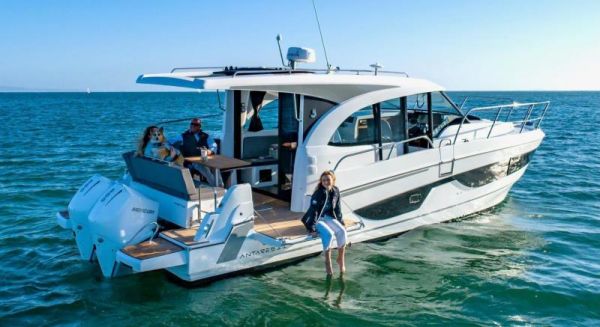 BENETEAU ANTARES 11 COUPE OB image
