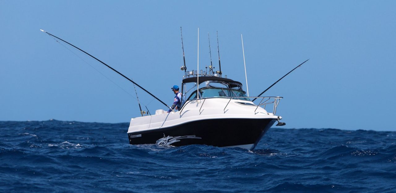 Image for Haines Hunter 725 R-Series + Yamaha F250HP 4-Stroke Pack 1 for sale online prices 1