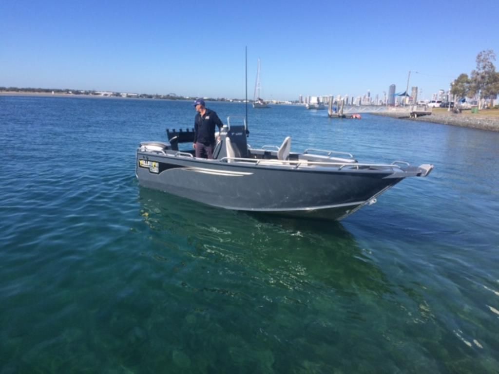 Image for 6200 YELLOWFIN Rear or Centre Console 150 HP PACK 4 0