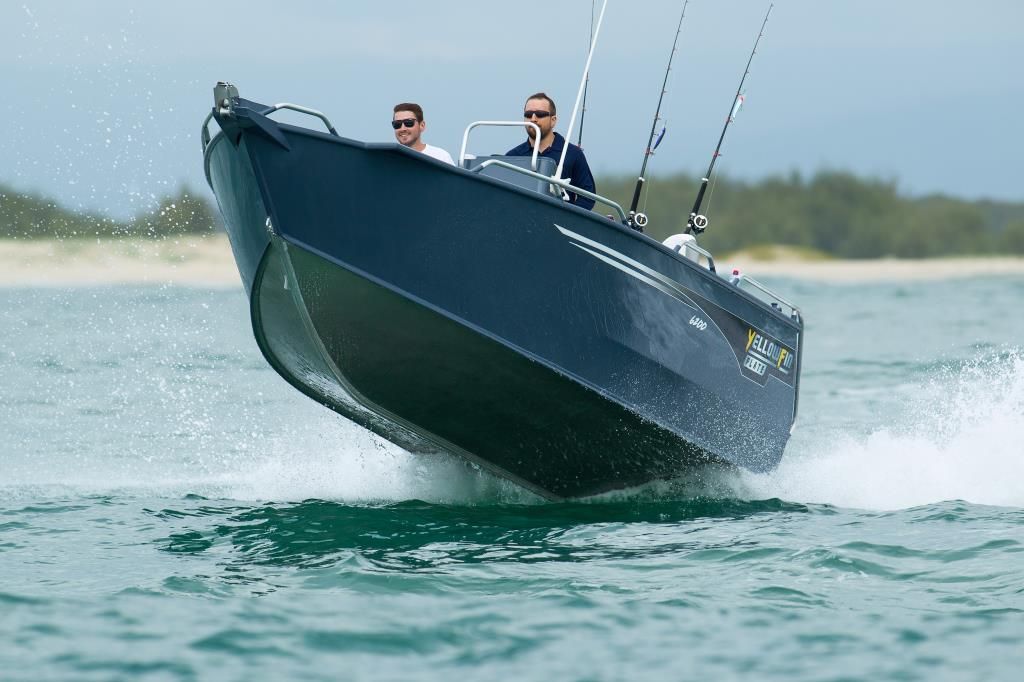 Image for 6200 YELLOWFIN Rear or Centre Console 150 HP PACK 4 1