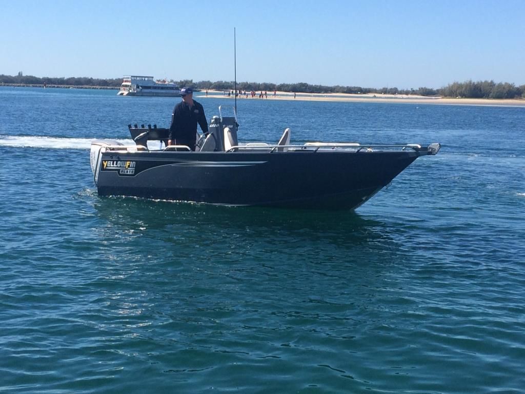 Image for 6200 YELLOWFIN Centre/Rear Console 150 HP PACK 2 0