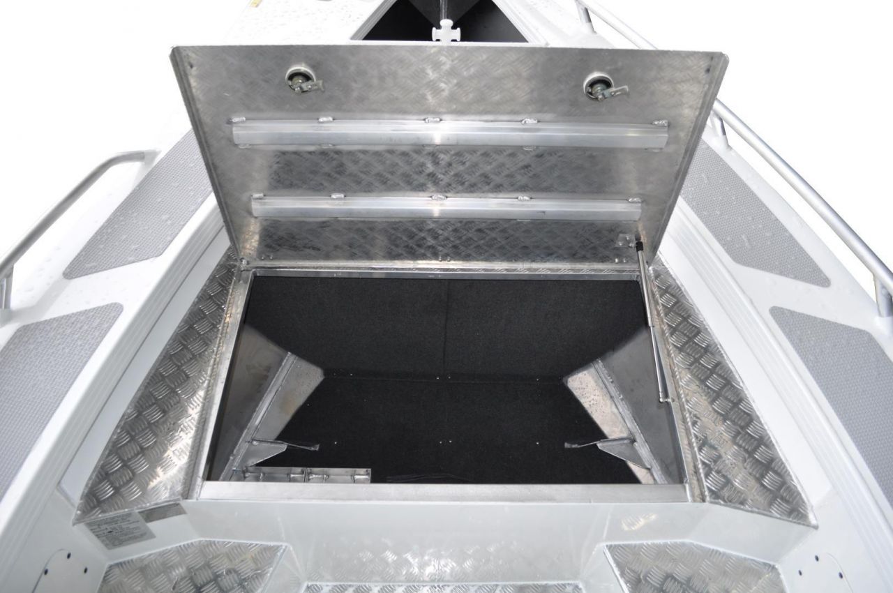 Image for 6200 YELLOWFIN Centre/Rear Console 150 HP PACK 1 26