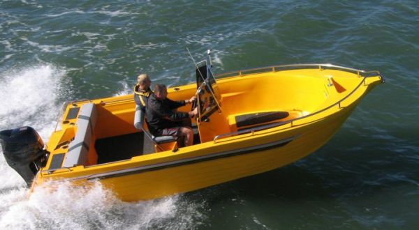Image for POLYCRAFT 599  Frontier Centre Console Powered by the Yamaha F150  our Pack 3 0
