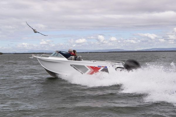 Quintrex 520 Fishabout + Yamaha F90hp 4-Stroke - Pack 1 for sale online prices image