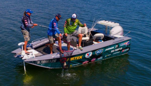 Quintrex 550 Frontier + Yamaha F115hp 4-Stroke - Pack 2 for sale online prices image