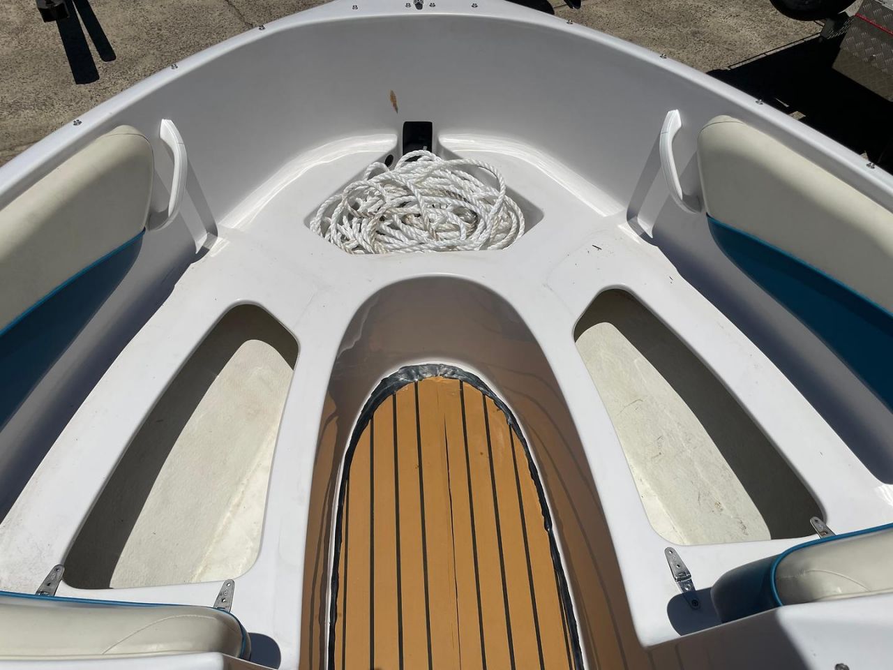 Image for 2005 Four Winns HORIZON 180 13