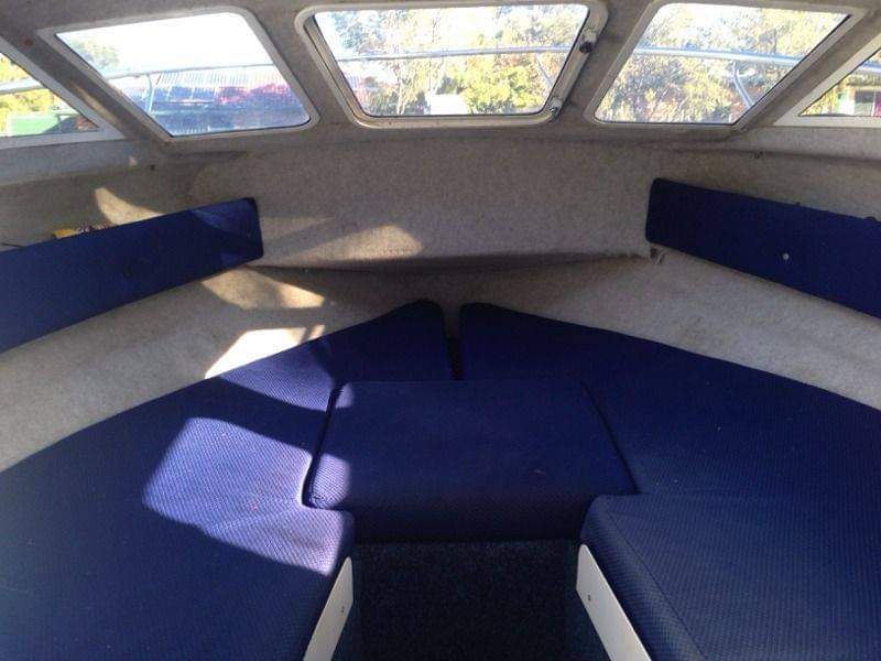 Image for 1980 Haines Hunter 540SC HALF CABIN Fibreglass 1