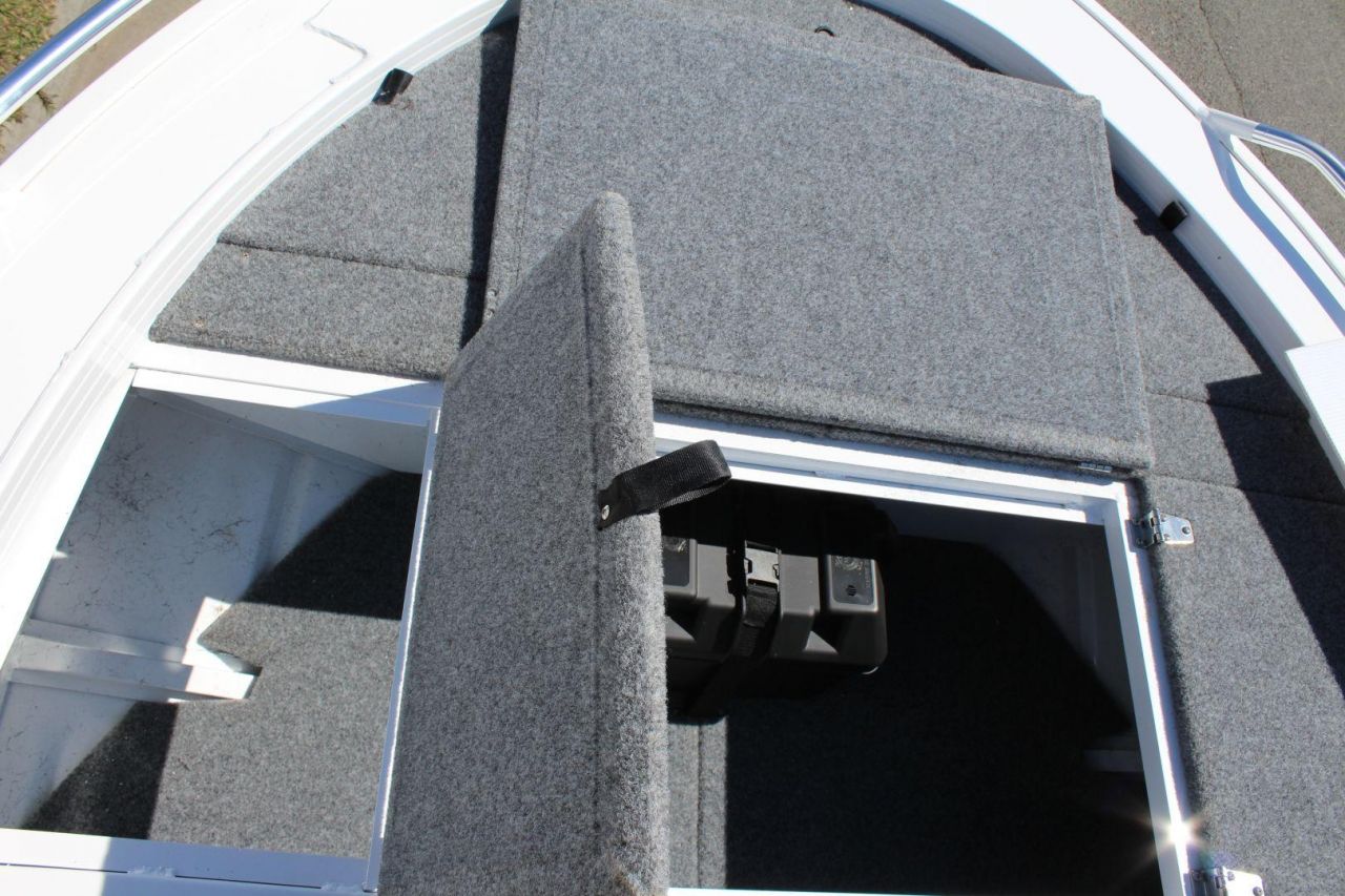 Image for Quintrex F440 Explorer Trophy Side Console + Yamaha F50hp 4-Stroke - Pack 1 for sale online prices 20