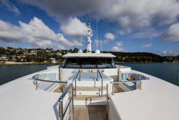 2002 Warren 35M Motor Yacht image