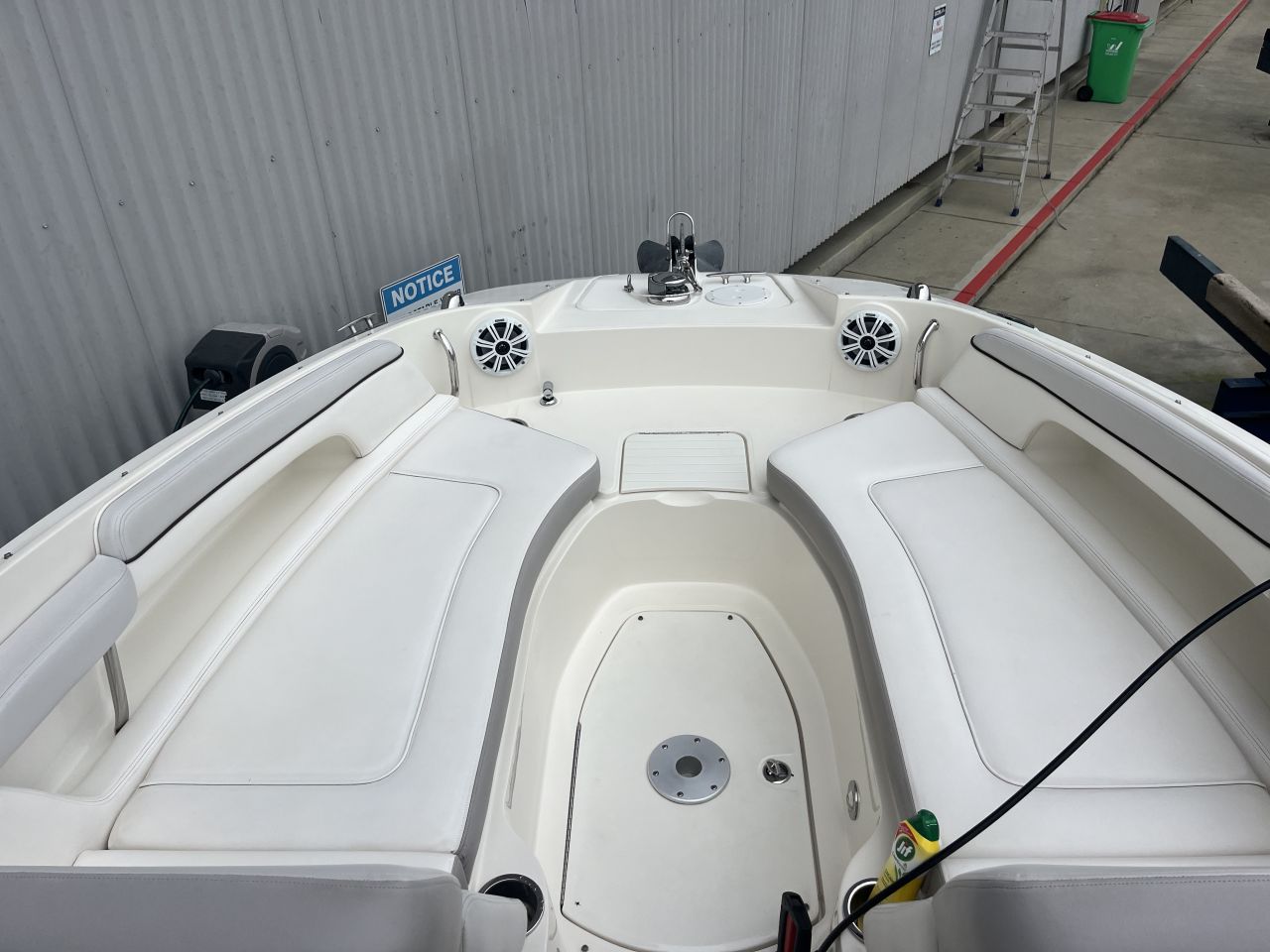 Image for 2012 Sea Ray 280 Sundeck Bowrider 1