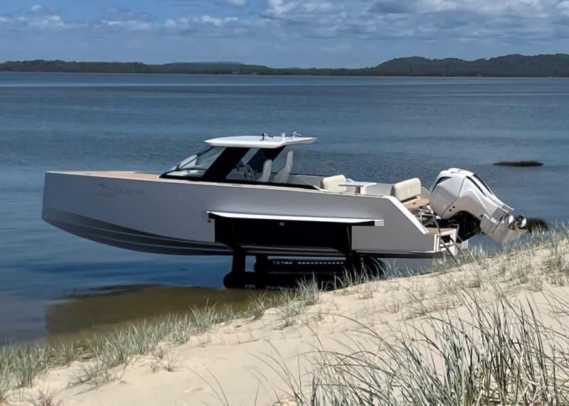 Image for 2018 Iguana Yachts Commuter 28