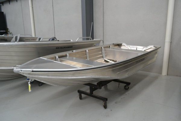 2021 Stessl 3.70 EDGETRACKER LIGHT image
