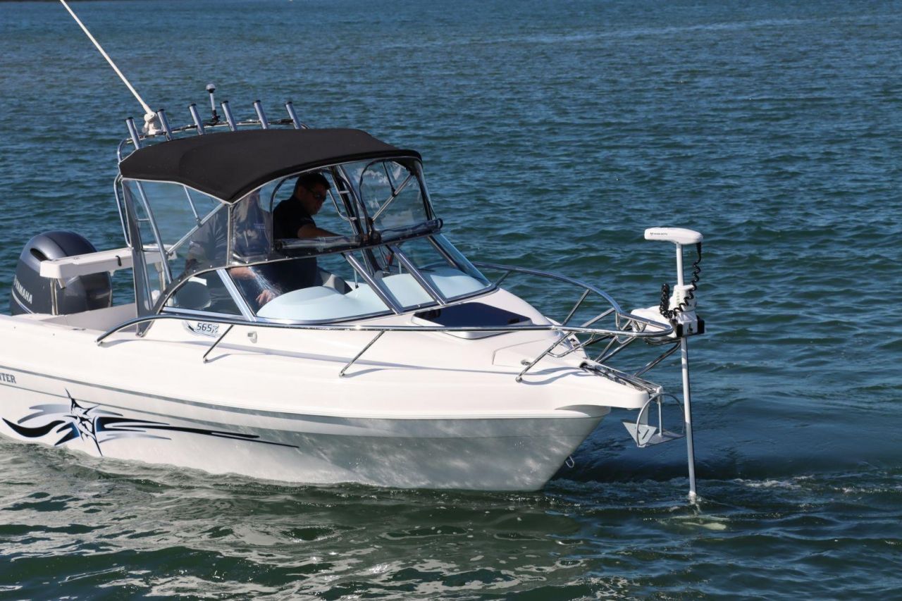 Image for Haines Hunter 565R + Yamaha F150hp 4-Stroke - Pack 2 for sale online prices 1