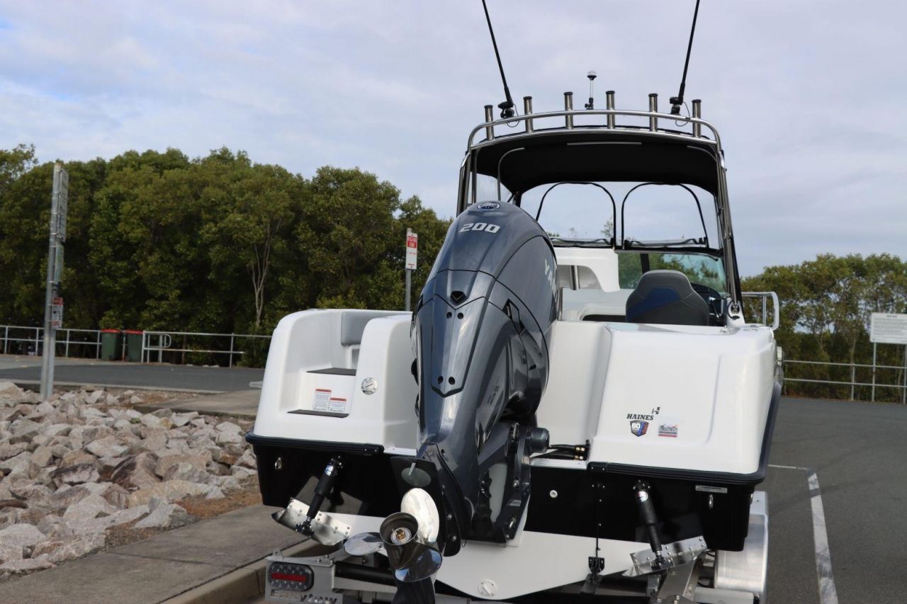 Image for Haines Hunter 620R + Yamaha F175hp 4-Stroke - Pack 1 for sale online prices 18