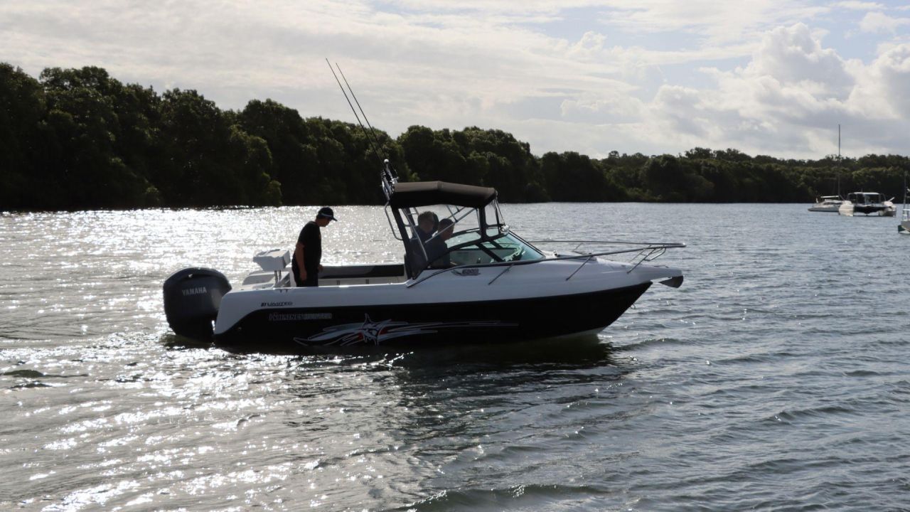 Image for Haines Hunter 620R + Yamaha F200hp 4-Stroke - Pack 3 for sale online prices 1