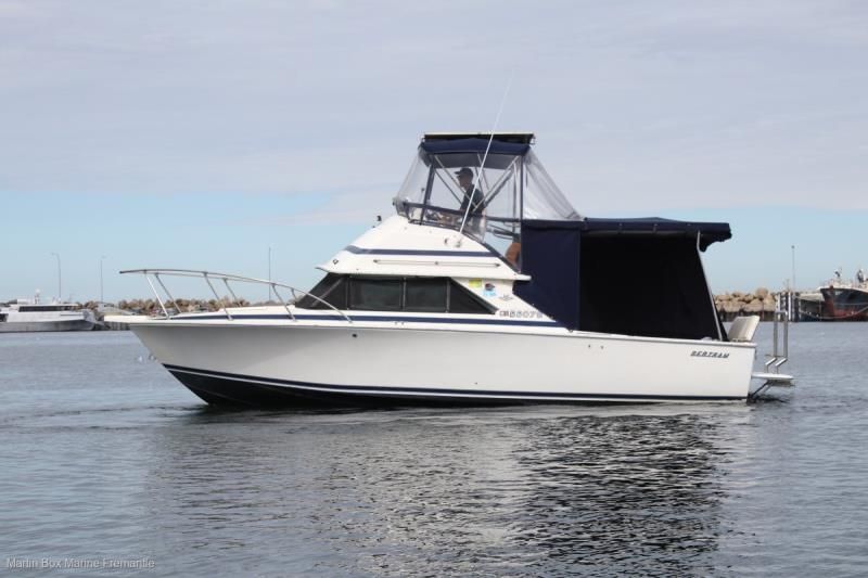 Image for 1980 Bertram Caribbean 28 Flybridge 0
