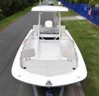 Image for 2021 Boston Whaler 210 Montauk 3