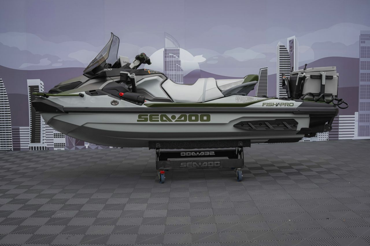 Image for 2025 Sea-Doo Fish Pro Apex 300 PWC 27SA 1