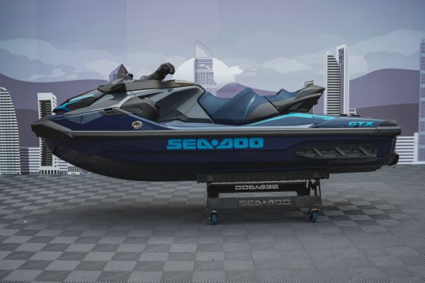 2025 Sea-Doo Gtx 230 PWC 12SD image