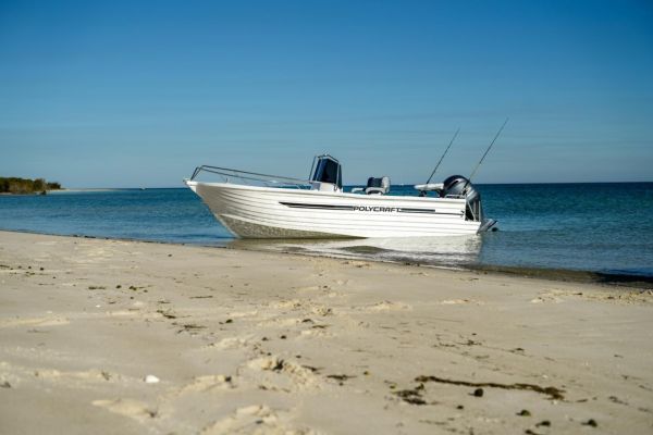 Polycraft 599 Frontier Console + Yamaha F150hp 4-Stroke - Pack 2 for sale online prices image