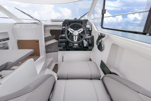 BENETEAU ANTARES 8 OB image