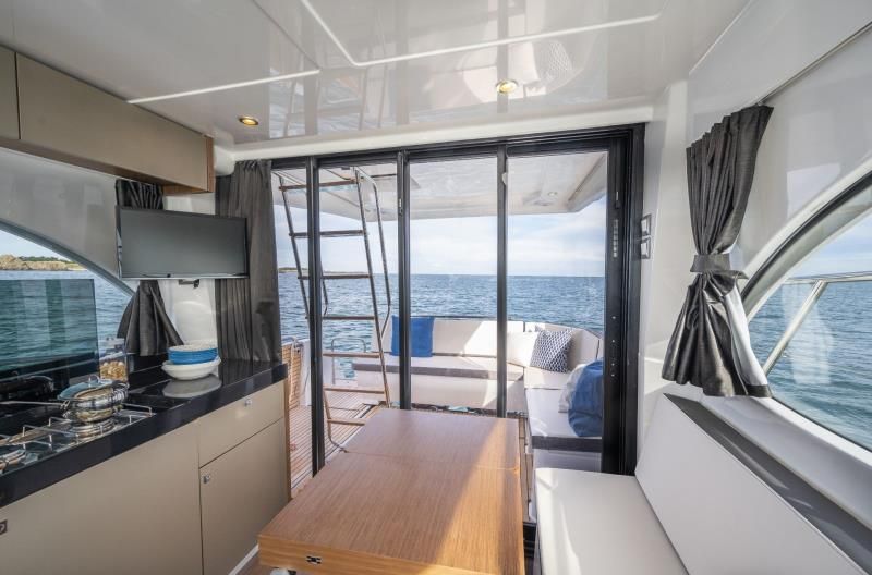 Image for BENETEAU ANTARES 11 FLYBRIDGE OB 13