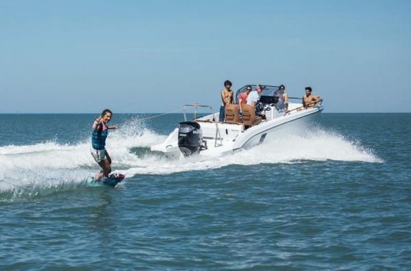 BENETEAU FLYER 8 SPACEdeck image