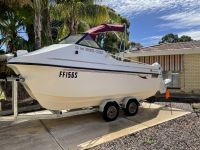 Image for 1994 SHARK CAT Noosa Cat TWIN HULL Cuddy Cabin 5