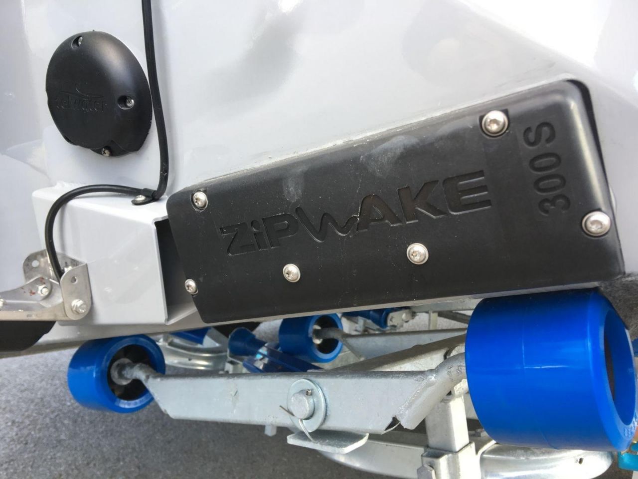 Image for Yellowfin 7600 Centre Cabin + Yamaha F225hp 4-Stroke - Pack 1 for sale online prices 28