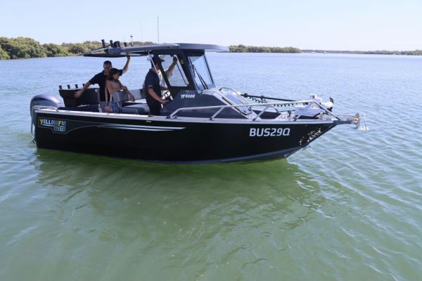 Yellowfin 6500 Centre Cabin + Yamaha F200hp 4-Stroke - Platinum Pack for sale online prices image