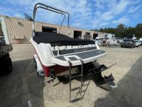 Image for 2004 Cruise Craft RESORT 6 BOWRIDER 5