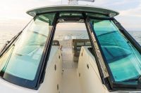 Image for 2025 Boston Whaler 330 Vantage 49