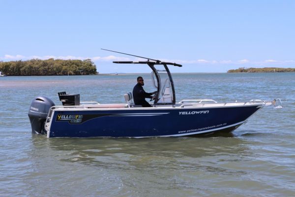 Yellowfin 7000 Centre Console + Yamaha F200hp 4-Stroke - Platinum Pack for sale online prices image