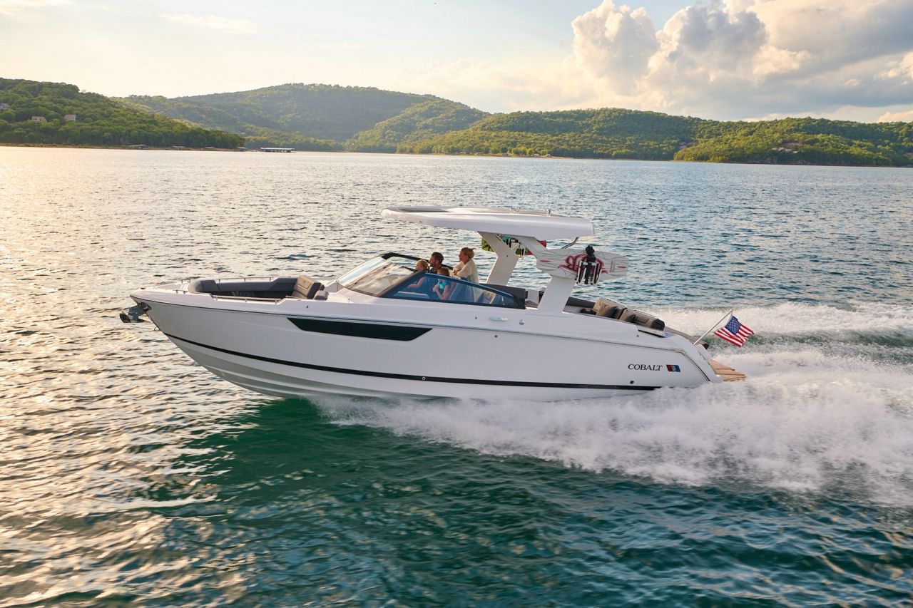 Image for 2025 Cobalt R31 Sterndrive Monohull 0