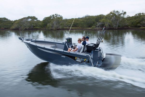 Yellowfin 6200 Centre Console + Yamaha F150hp 4-Stroke - Pack 2 for sale online prices image