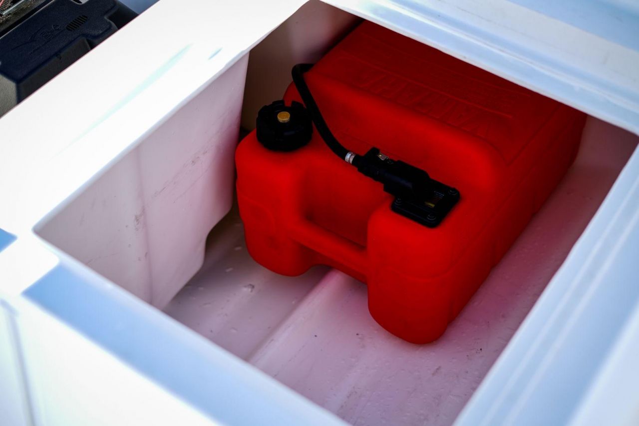 Image for Polycraft 450 Drifter Centre Console + Yamaha F60hp 4-Stroke - Pack 1 for sale online prices 15