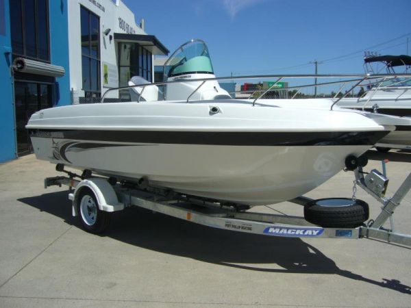 2025 HAINES HUNTER Prowler 525 image