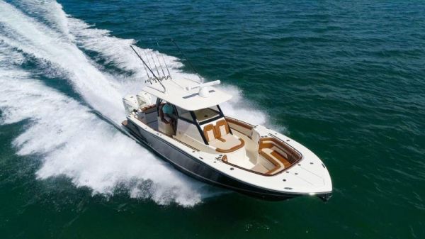 Scout 330 LXF image