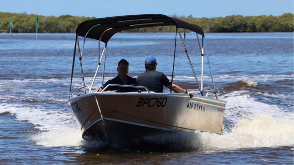 Quintrex 420 Busta + Yamaha F40hp 4-Stroke - Pack 1 for sale online prices image