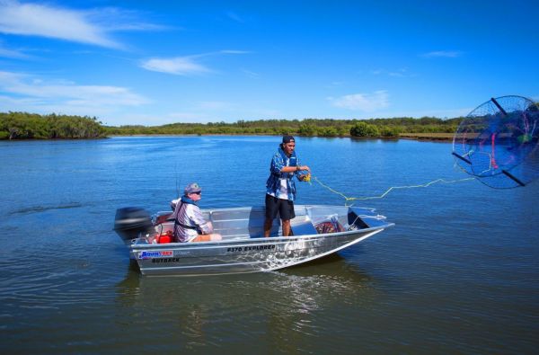 Quintrex F370 Outback Explorer  + Yamaha F25hp 4-Stroke - Pack 2 for sale online prices image