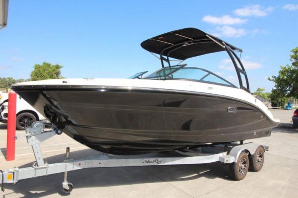 2024 Sea Ray 210 SPX OB image