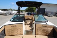 Image for 2024 Sea Ray 210 SPX OB 13