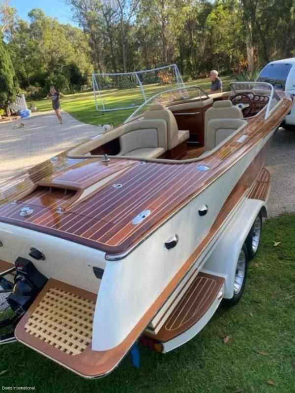 Image for 2023 Custom 6.5m Mahogany Bowrider 5