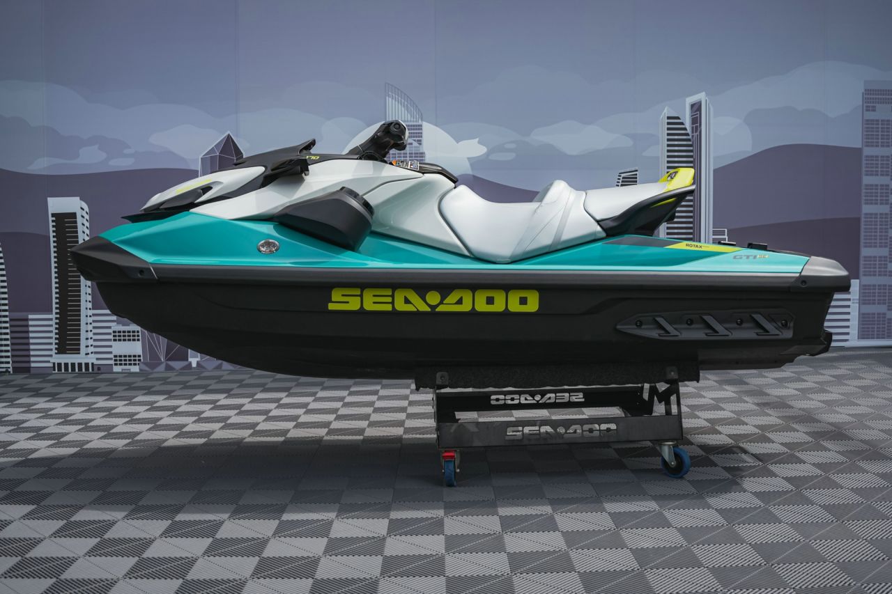 Image for 2025 Sea-Doo Gti Se 170 Idf PWC 30SF 1
